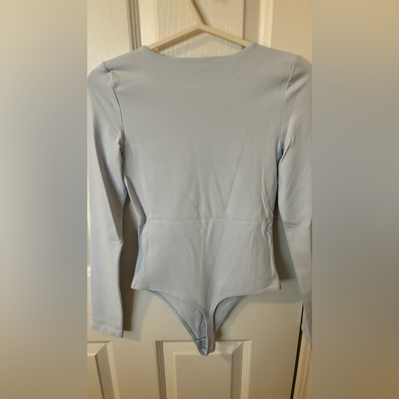 Aritzia Babaton Contour Crew Longsleeve Bodysuit Cruise Blue XS *LNWOT* - Picture 2 of 11